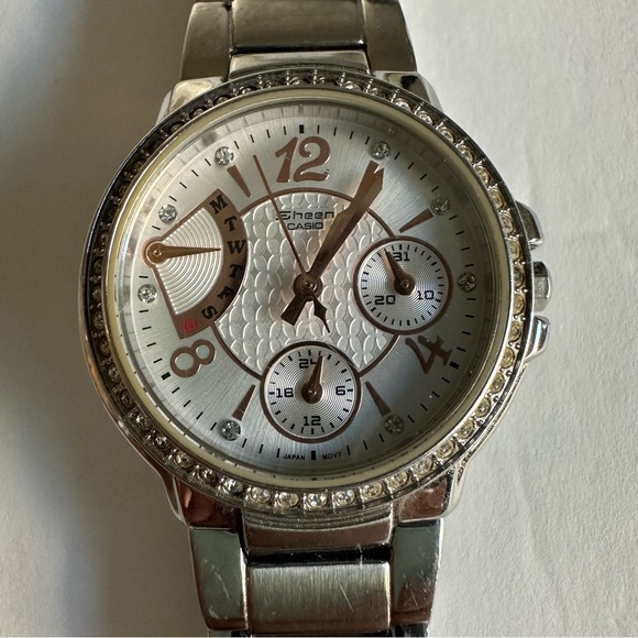 Ladies Casio sheen watch | Stainless steel main image 4